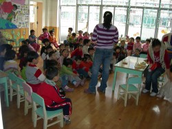 kindergarten classroom image